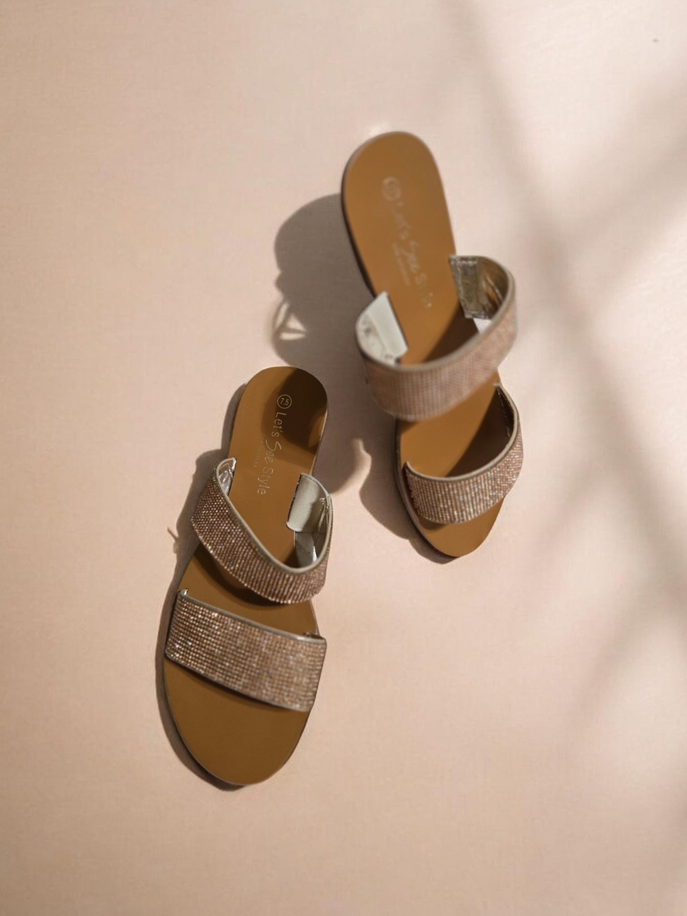 Womens Glitter Strap Sandals in Beige Size 7.5 EUC